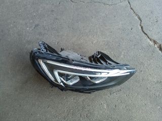 bontott OPEL INSIGNIA B Jobb Ledes Fényszóró