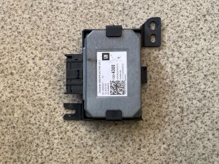 bontott OPEL INSIGNIA B Kulcs Nélküli Nyitás Jeladó