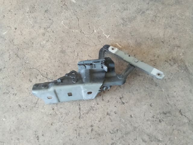 bontott OPEL INSIGNIA B Motorháztető Jobb Zsanér