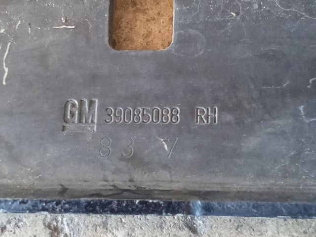 bontott OPEL INSIGNIA B Motorháztető Jobb Zsanér