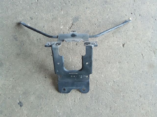 bontott OPEL INSIGNIA B Motorháztető Zár Tartó Konzol