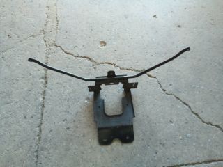 bontott OPEL INSIGNIA B Motorháztető Zár Tartó Konzol