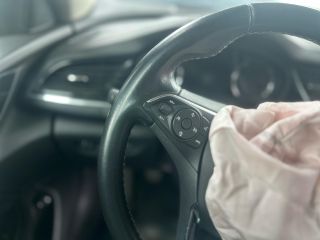 bontott OPEL INSIGNIA B Multikormány