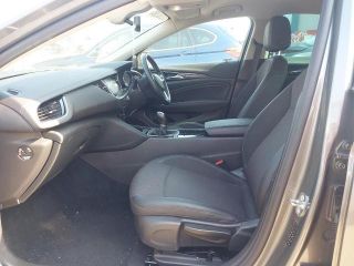 bontott OPEL INSIGNIA B Navigációs Fejegység