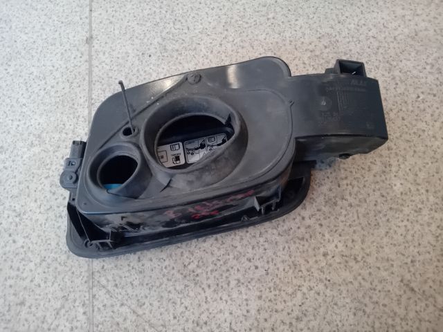 bontott OPEL INSIGNIA B Tankajtó