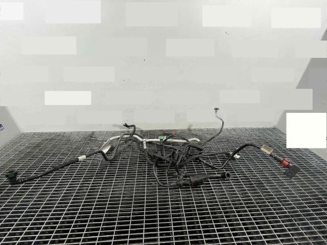 bontott OPEL INSIGNIA B Üzemanyagcső