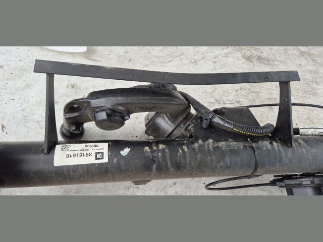 bontott OPEL INSIGNIA B Vonóhorog