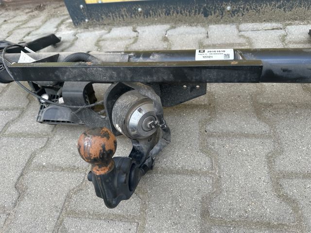 bontott OPEL INSIGNIA B Vonóhorog