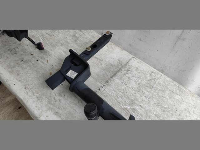 bontott OPEL INSIGNIA B Vonóhorog