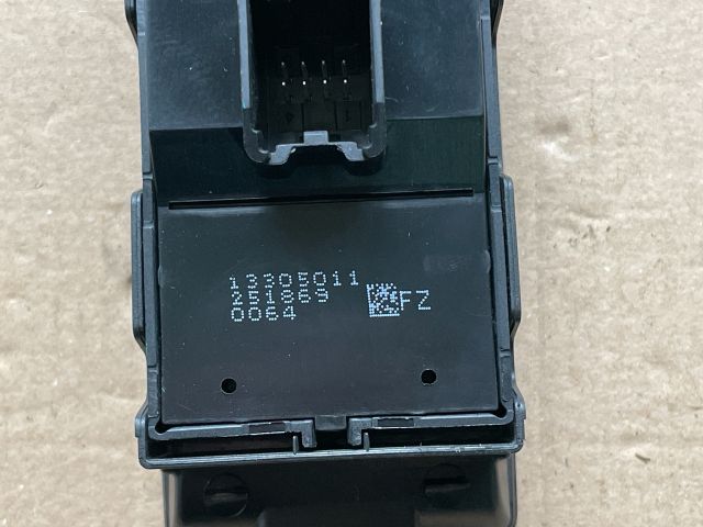 bontott OPEL INSIGNIA Bal első Ablakemelő Kapcsoló