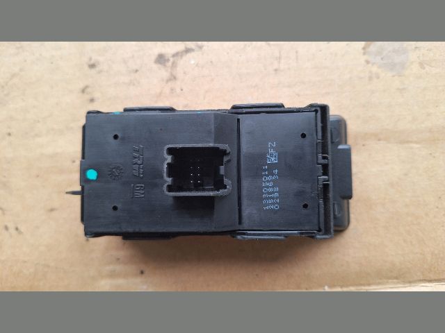 bontott OPEL INSIGNIA Bal első Ablakemelő Kapcsoló