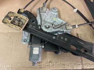 bontott OPEL INSIGNIA Bal első Ablakemelő Szerkezet (Elektromos)