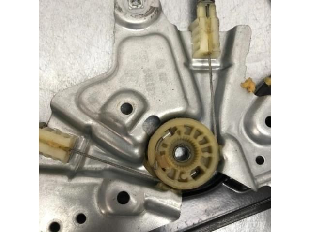 bontott OPEL INSIGNIA Bal első Ablakemelő Szerkezet (Elektromos)