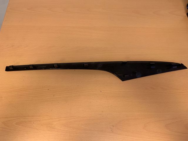 bontott OPEL INSIGNIA Bal első Ajtó Díszléc