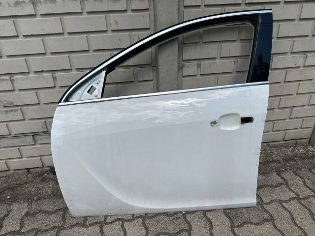 bontott OPEL INSIGNIA Bal első Ajtó (Részeivel)
