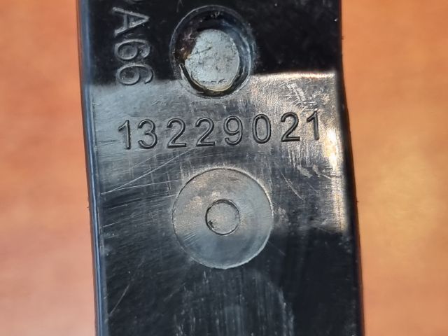 bontott OPEL INSIGNIA Bal első Ajtóhatároló