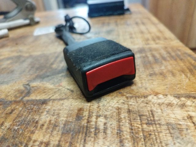 bontott OPEL INSIGNIA Bal első Biztonsági Öv Csat