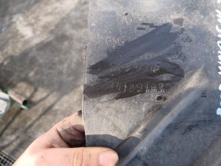 bontott OPEL INSIGNIA Bal első Dobbetét (Kerékjárati, Műanyag)