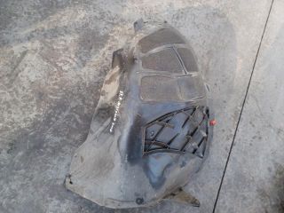 bontott OPEL INSIGNIA Bal első Dobbetét (Kerékjárati, Műanyag)