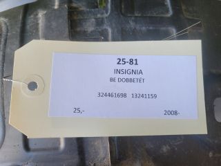 bontott OPEL INSIGNIA Bal első Dobbetét (Kerékjárati, Műanyag)