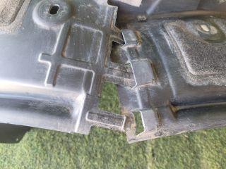 bontott OPEL INSIGNIA Bal első Dobbetét (Kerékjárati, Műanyag)