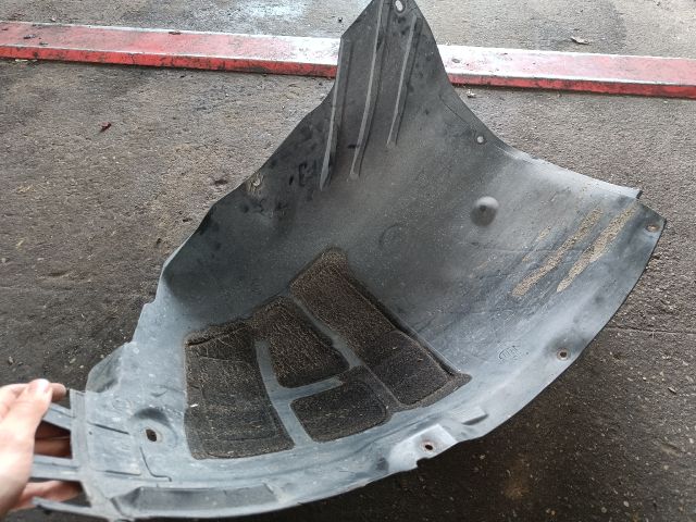 bontott OPEL INSIGNIA Bal első Dobbetét (Kerékjárati, Műanyag)