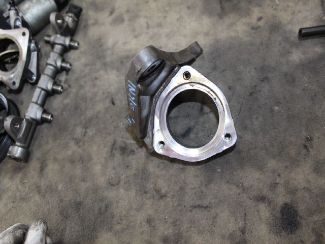 bontott OPEL INSIGNIA Bal első Féltengely Tartó