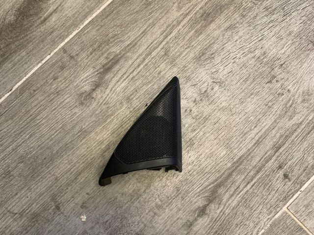 bontott OPEL INSIGNIA Bal első Kis Hangszóró Burkolat