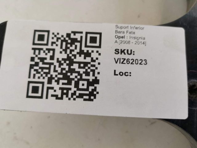 bontott OPEL INSIGNIA Bal első Lökhárító Tartó (Műanyag)