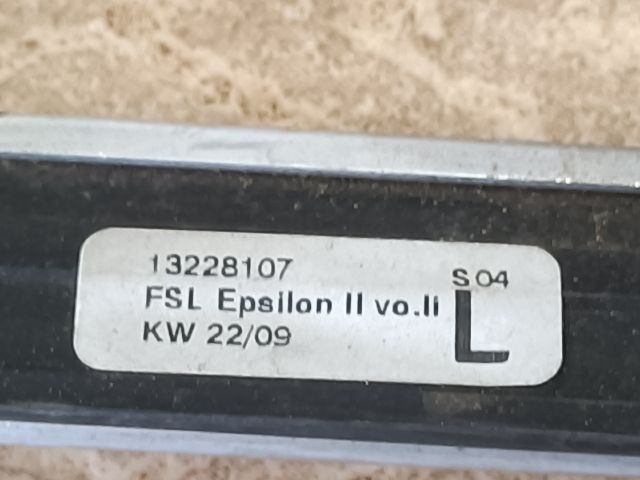 bontott OPEL INSIGNIA Bal első Vízlehúzó Gumicsík