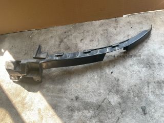 bontott OPEL INSIGNIA Bal Fényszóró Tartó