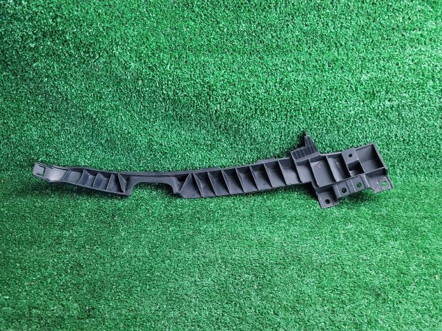 bontott OPEL INSIGNIA Bal Fényszóró Tartó