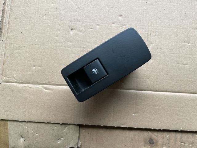 bontott OPEL INSIGNIA Bal hátsó Ablakemelő Kapcsoló