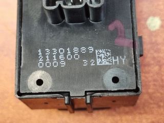 bontott OPEL INSIGNIA Bal hátsó Ablakemelő Kapcsoló