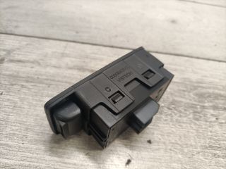 bontott OPEL INSIGNIA Bal hátsó Ablakemelő Kapcsoló