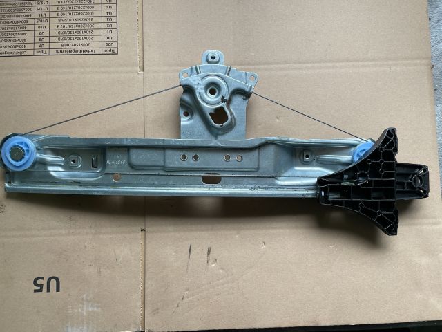 bontott OPEL INSIGNIA Bal hátsó Ablakemelő Szerkezet (Elektromos)