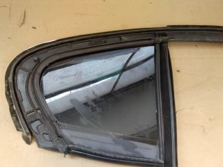 bontott OPEL INSIGNIA Bal hátsó Ablakvezető Gumi