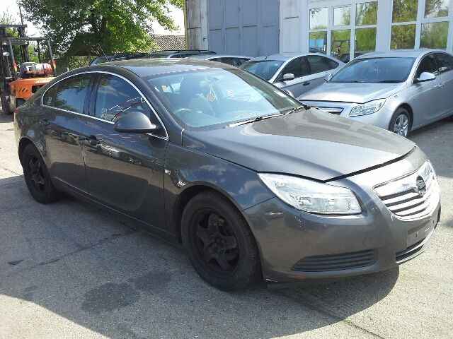 bontott OPEL INSIGNIA Bal hátsó Ajtó (Részeivel)