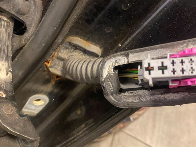 bontott OPEL INSIGNIA Bal hátsó Ajtó (Részeivel)