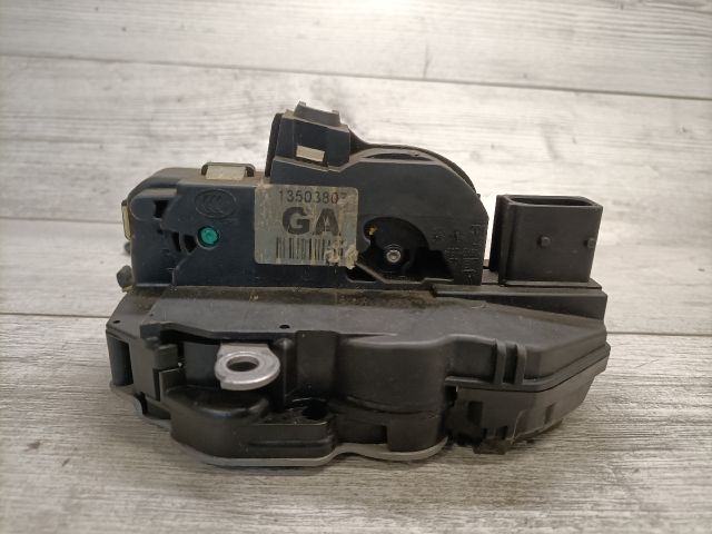 bontott OPEL INSIGNIA Bal hátsó Ajtózár