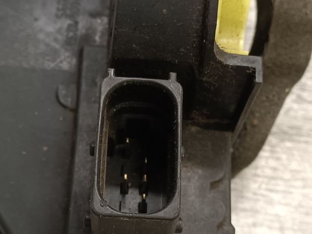 bontott OPEL INSIGNIA Bal hátsó Ajtózár