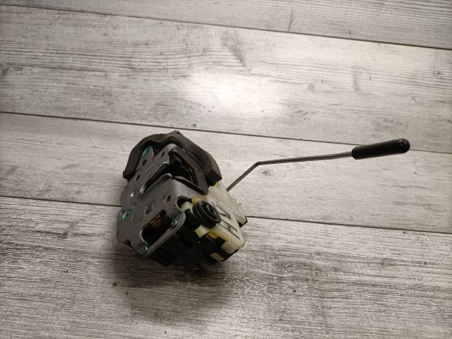 bontott OPEL INSIGNIA Bal hátsó Ajtózár