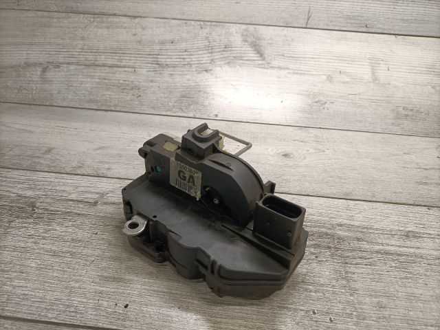 bontott OPEL INSIGNIA Bal hátsó Ajtózár