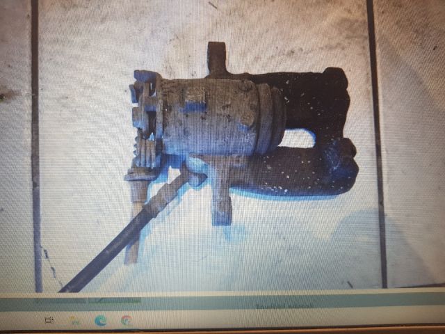 bontott OPEL INSIGNIA Bal hátsó Féknyereg Munkahengerrel