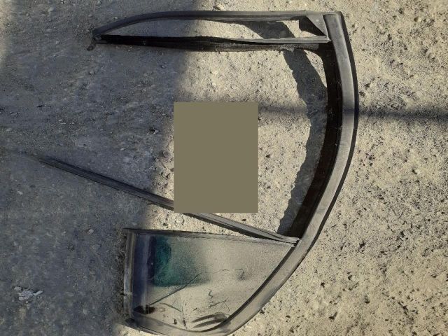 bontott OPEL INSIGNIA Bal hátsó Fixüveg (Ajtóban)