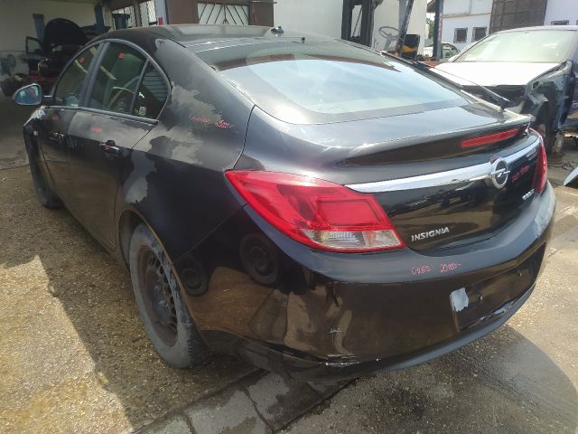 bontott OPEL INSIGNIA Bal hátsó Gumikéder