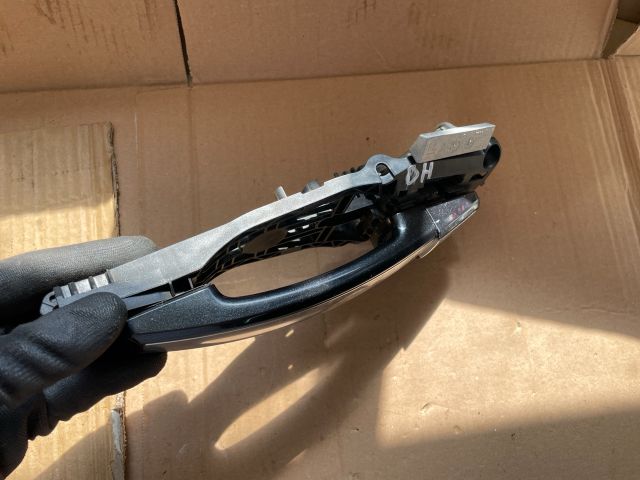 bontott OPEL INSIGNIA Bal hátsó Külső Kilincs