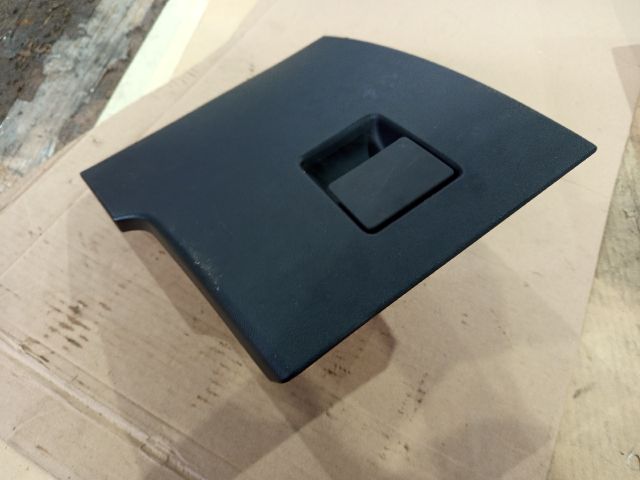 bontott OPEL INSIGNIA Bal hátsó Tároló Rekesz