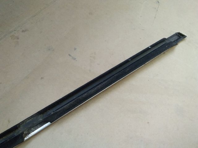 bontott OPEL INSIGNIA Bal hátsó Vízlehúzó Gumicsík