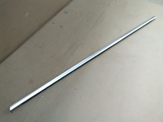 bontott OPEL INSIGNIA Bal hátsó Vízlehúzó Gumicsík